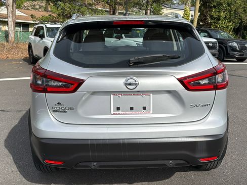 Used 2020 Nissan Rogue Sport SV AWD/4WD image 23