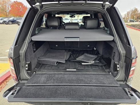 Used 2022 Land Rover Range Rover Westminster Edition image 27
