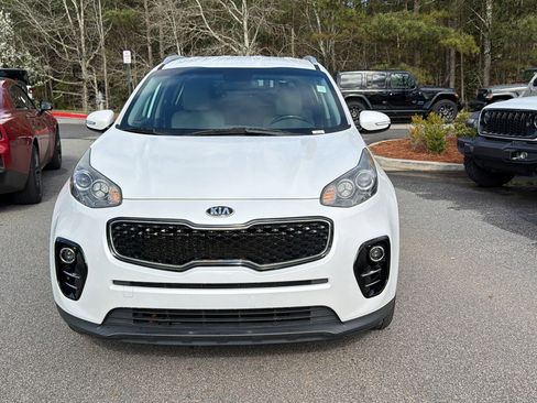 Used 2018 Kia Sportage EX image 3