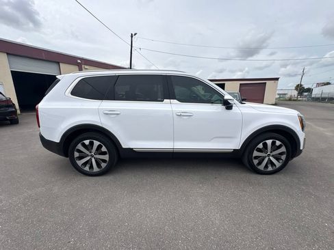 Used 2021 Kia Telluride S FWD image 2