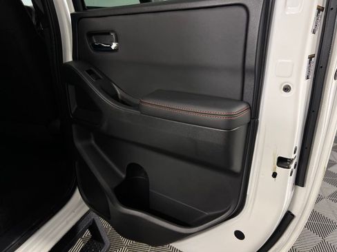 Used 2024 Nissan Frontier Pro-X image 26