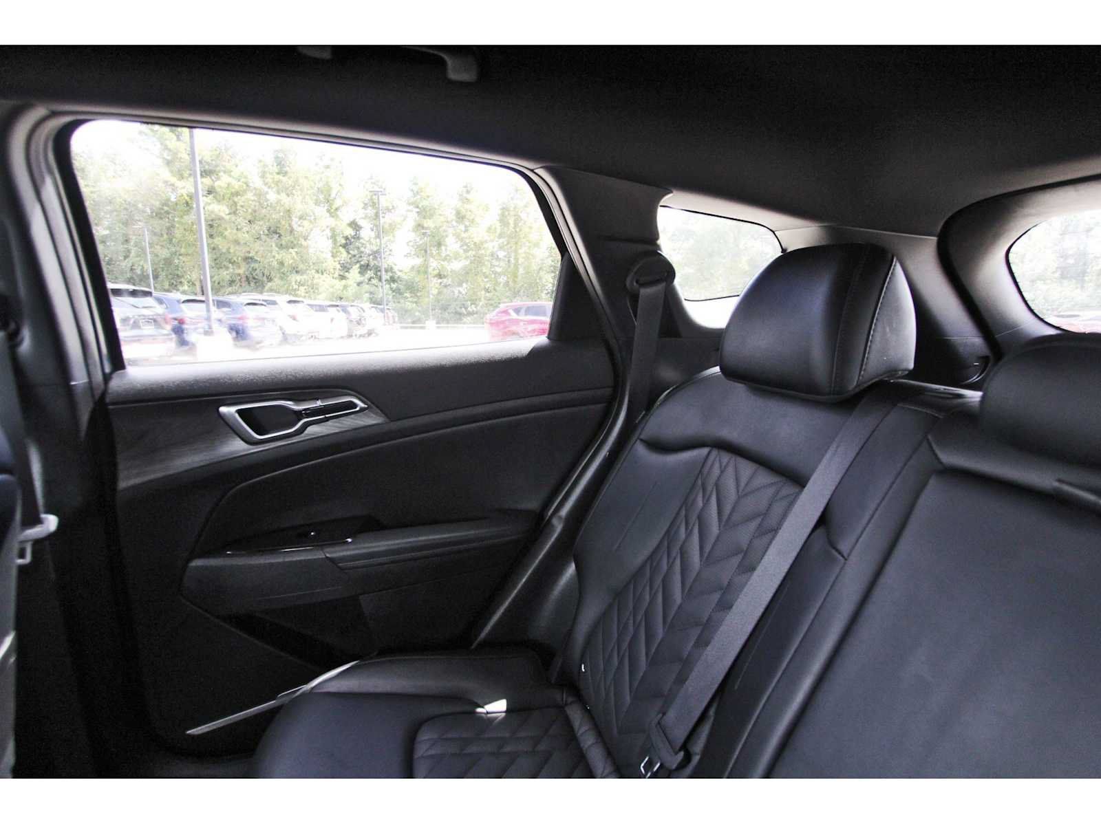 Used 2025 Kia Sportage X-Line AWD/4WD image 9