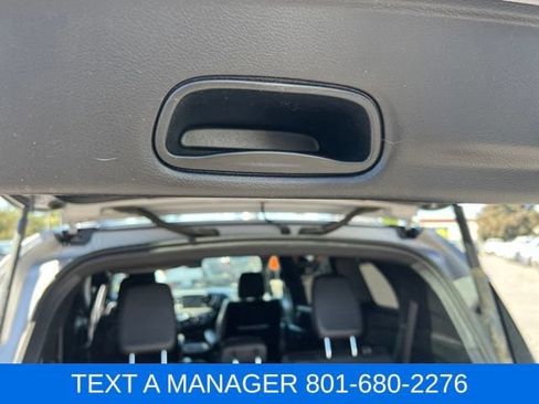Used 2018 Chrysler Pacifica Touring-L Plus w/ Advanced Safetytec Group FWD image 38