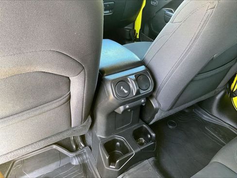 Used 2022 Jeep Wrangler Unlimited Sport AWD/4WD image 27