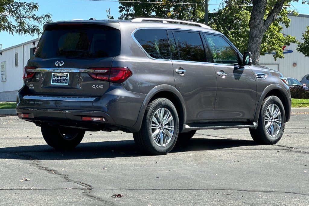 Used 2022 INFINITI QX80 Luxe w/ Cargo Package AWD/4WD image 6