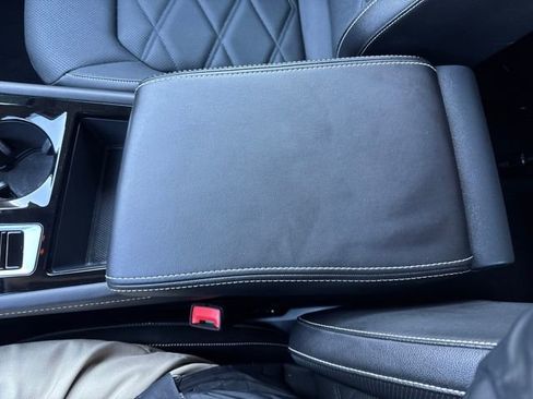 Certified 2025 Volkswagen Atlas SE image 29