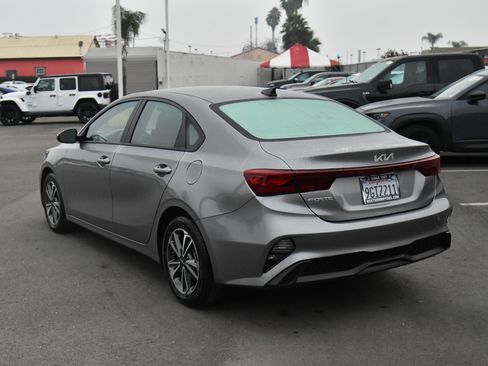 Used 2023 Kia Forte LXS image 6