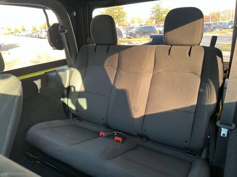 Used 2023 Jeep Wrangler Willys image 13