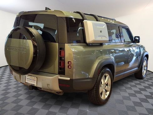 Used 2024 Land Rover Defender 130 S image 3