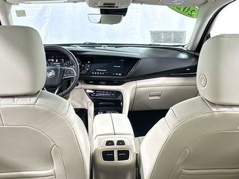 Used 2023 Buick Envision Avenir image 18