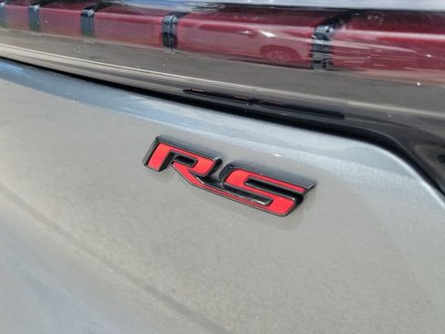 Used 2024 Chevrolet Equinox EV RS FWD image 8