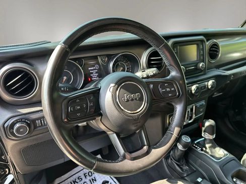 Used 2019 Jeep Wrangler Unlimited Sport S AWD/4WD image 9