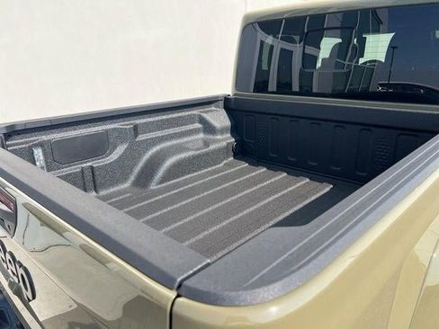 New 2025 Jeep Gladiator Sport image 46