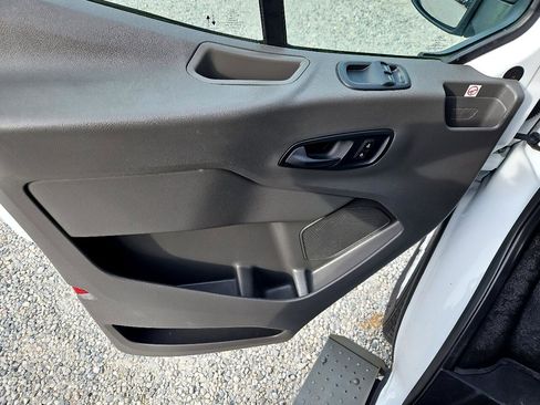 Used 2020 Ford Transit 350 XL image 18