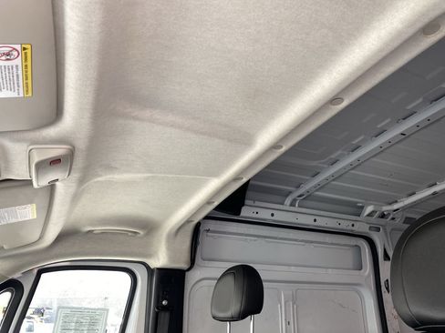 Used 2025 RAM ProMaster 2500 w/ Convenience Group FWD image 33