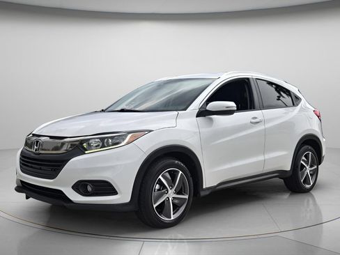 Certified 2021 Honda HR-V EX-L image 9