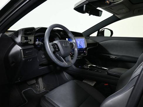 Used 2023 Lexus RZ 450e Premium w/ Accessory Package (2T) AWD/4WD image 4