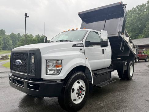 Used 2017 Ford F650 2WD SuperCab Super Duty image 17