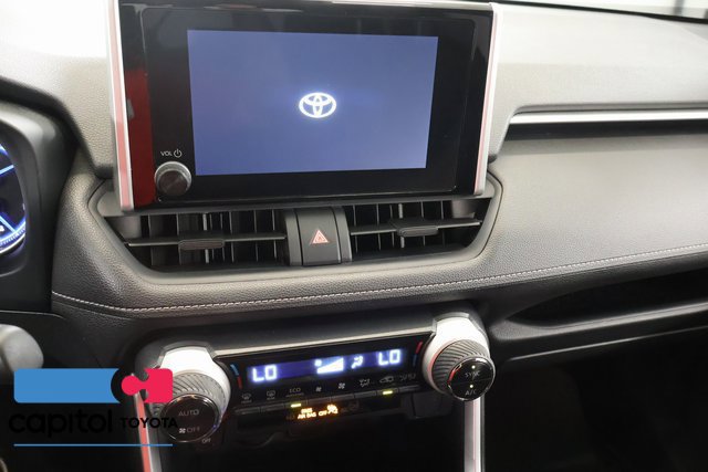 Certified 2024 Toyota RAV4 LE AWD/4WD image 19