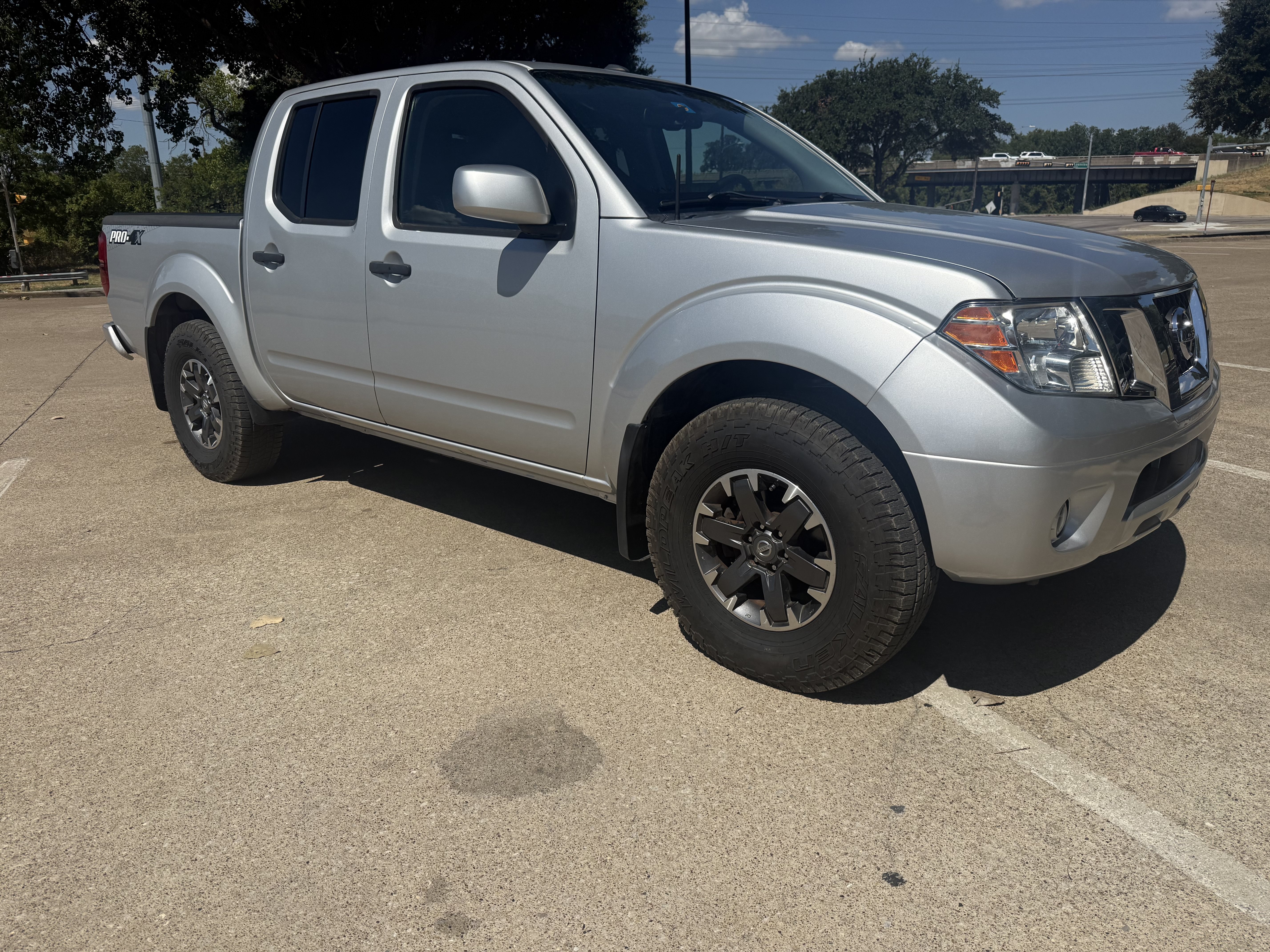 Used 2018 Nissan Frontier PRO-4X AWD/4WD image 3
