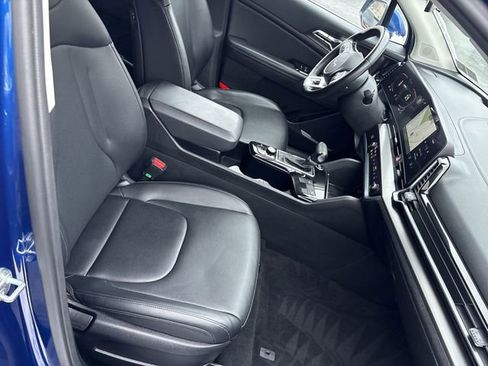 Used 2023 Kia Sportage EX image 29