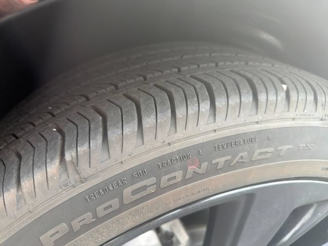 Used 2024 Buick Envision Sport Touring AWD/4WD image 33