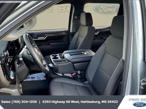 Used 2024 Chevrolet Silverado 1500 LT image 18