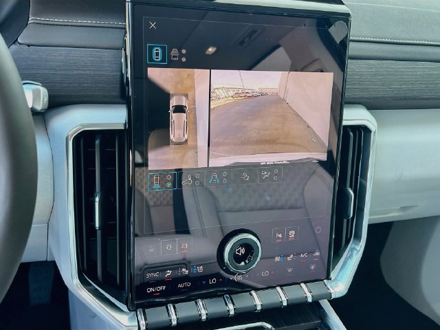 New 2027 GMC Acadia Denali FWD image 9