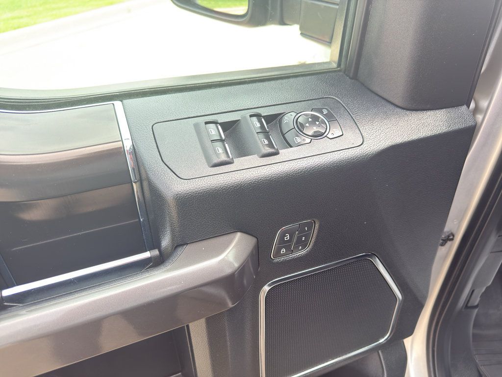 Used 2018 Ford F150 Lariat w/ Equipment Group 502A Luxury AWD/4WD image 25