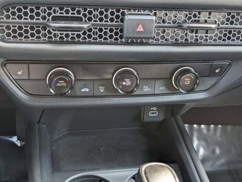 Certified 2023 Honda HR-V Sport image 21