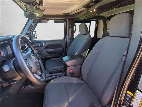 Used 2024 Jeep Gladiator Sport image 14