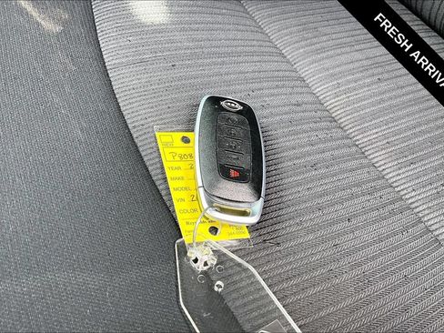 Used 2023 Nissan Sentra SV FWD image 33