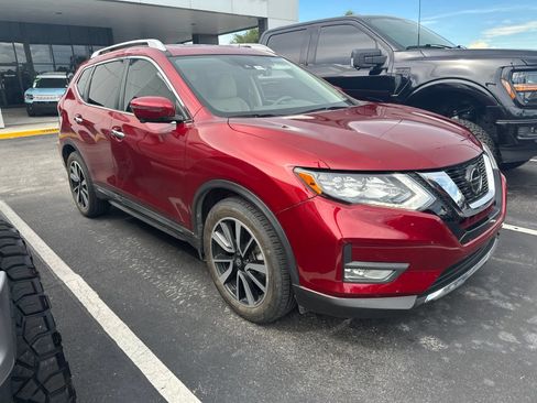 Used 2020 Nissan Rogue SL w/ Premium Package FWD image 1