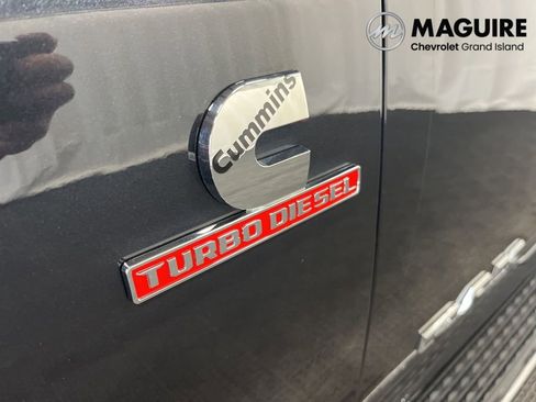 Used 2019 RAM 3500 Big Horn image 32