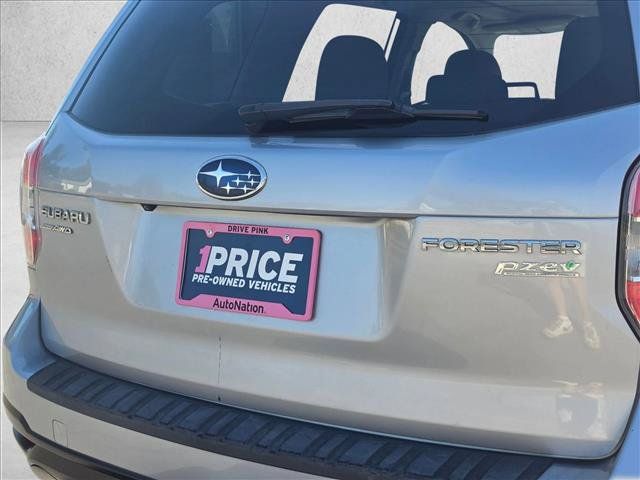 Used 2015 Subaru Forester 2.5i Premium w/ All-Weather Package AWD/4WD image 14