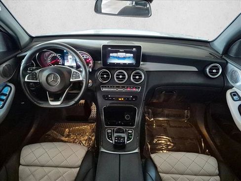 Used 2018 Mercedes-Benz GLC 43 AMG 4MATIC image 18