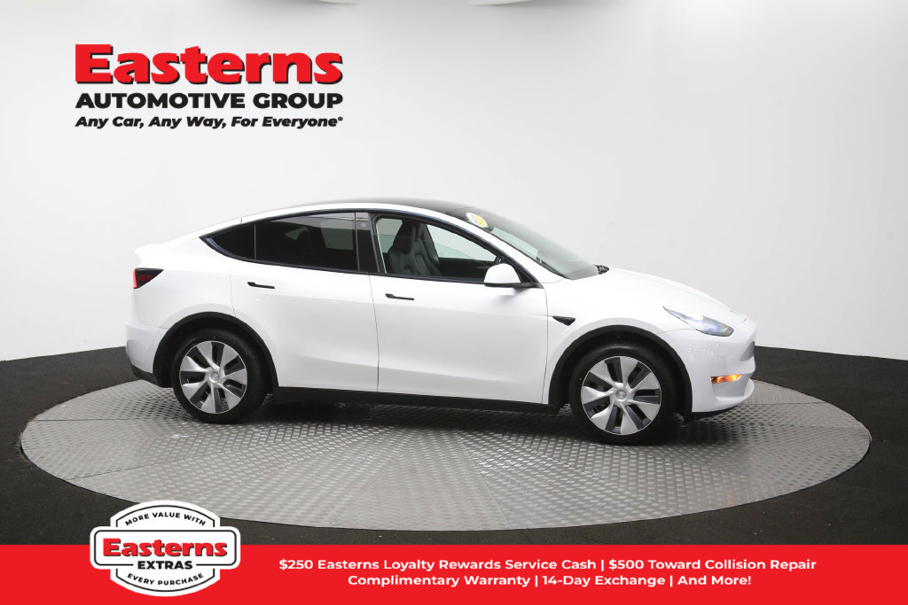 Used 2022 Tesla Model Y Long Range AWD/4WD image 44