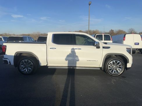 Used 2023 GMC Sierra 1500 Denali w/ Denali Reserve Package image 6
