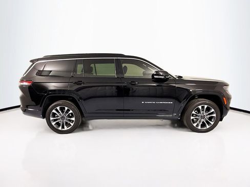 Used 2025 Jeep Grand Cherokee L Overland image 4