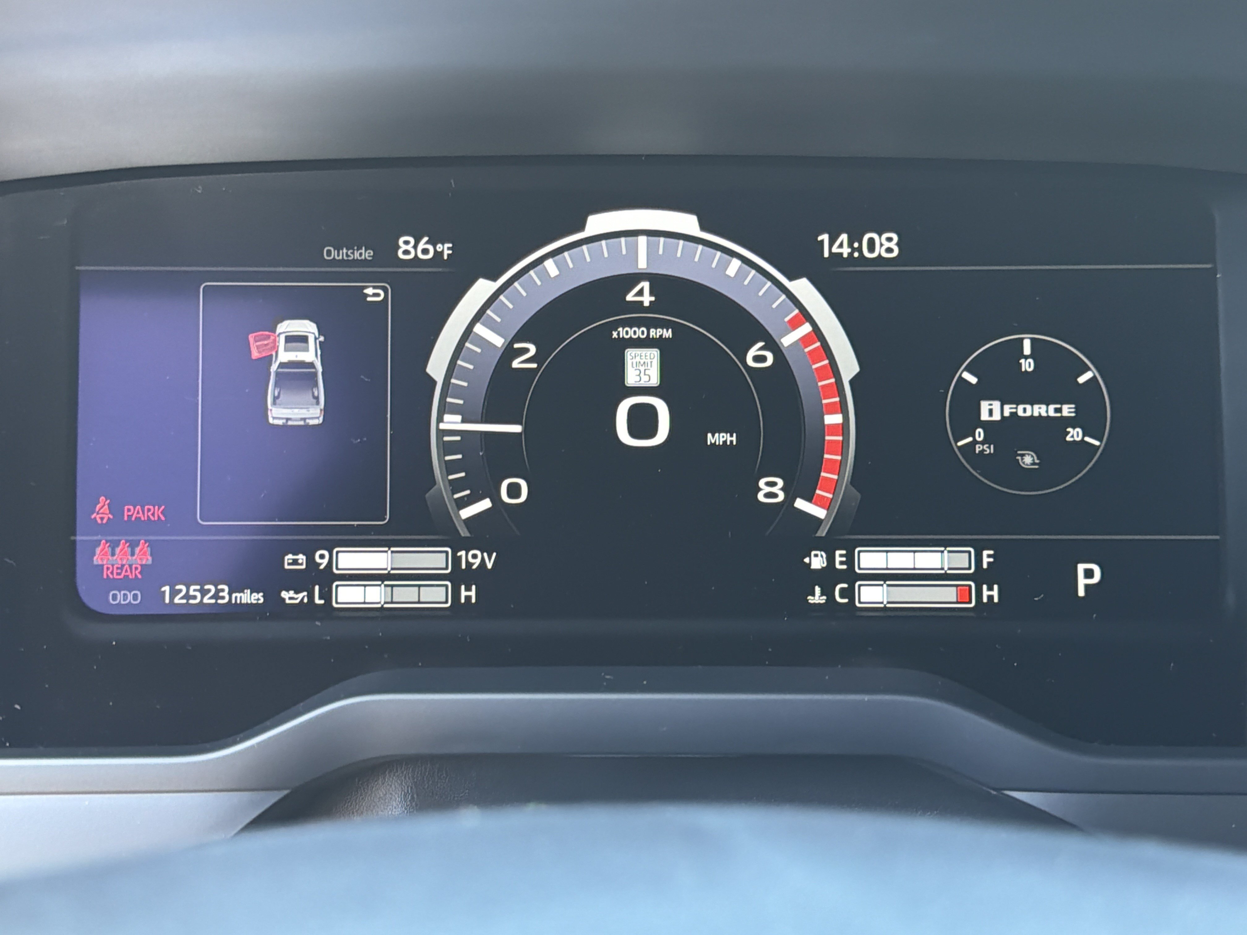 Used 2025 Toyota Tundra Limited AWD/4WD image 26