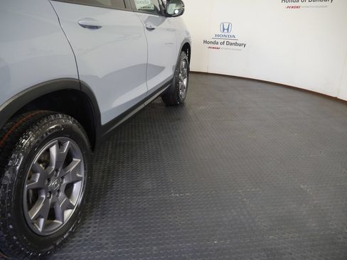 Certified 2024 Honda Passport TrailSport image 4