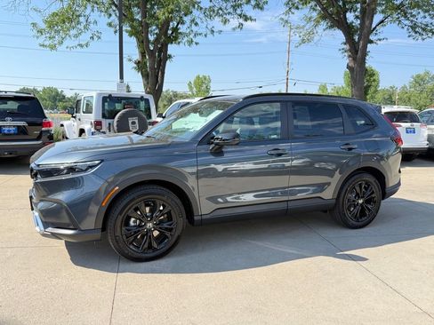 Certified 2026 Honda CR-V Sport Touring image 9