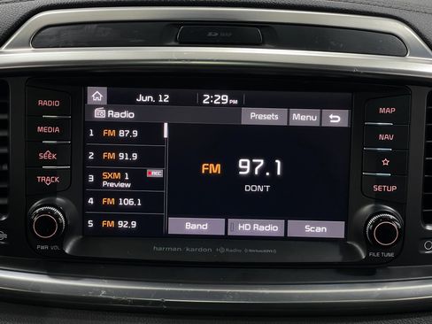 Used 2019 Kia Sorento SX FWD image 24