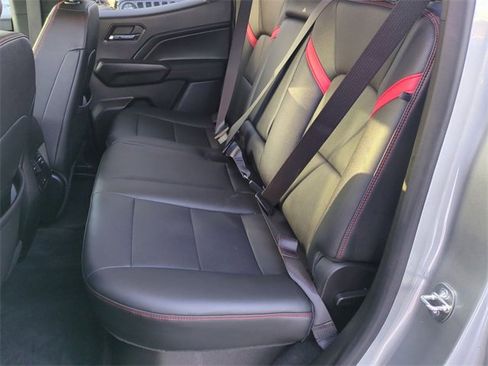 Certified 2023 Chevrolet Colorado Z71 w/ Z71 Convenience Package 2 image 24