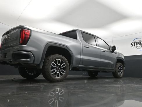Used 2024 GMC Sierra 1500 AT4 w/ Technology Package AWD/4WD image 23