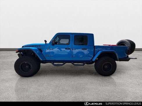 Used 2023 Jeep Gladiator Mojave w/ LED Lighting Group AWD/4WD image 8