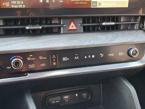 Used 2023 Kia Sportage X-Line w/ X-Line Premium Package image 16