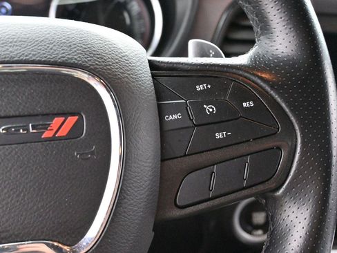 Used 2022 Dodge Challenger GT RWD image 18