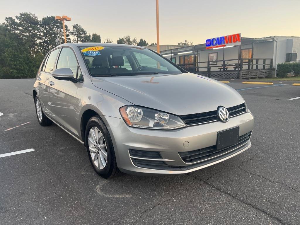 Used 2015 Volkswagen Golf S FWD image 3