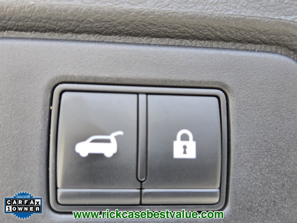Used 2022 Nissan Pathfinder SL FWD image 15